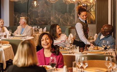 People dining in the Panorama Restaurant on Spirit of the Danube